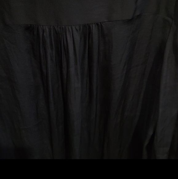 NWT Loft BLACK flowy V neck Top with tassel ties womens SZ Med. - Picture 8 of 10